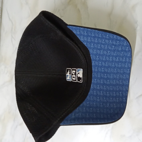 Baseball hat - Picture 3 of 3